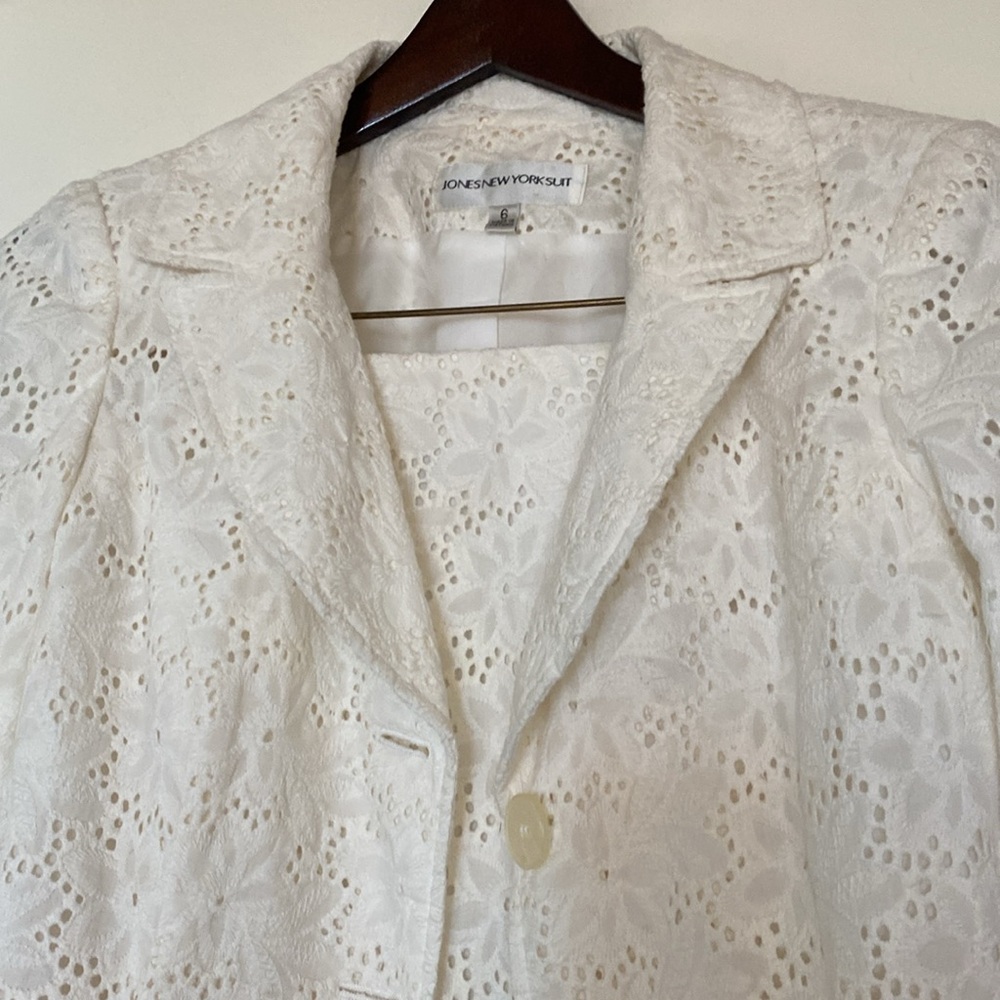 Summer Suit - image 2